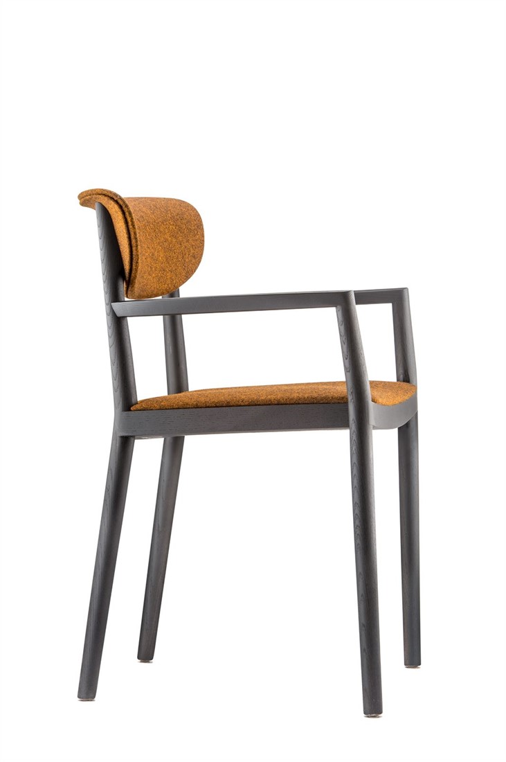 Microcomputer Konijn buitenste Tivoli Armstoel 2806 - klassieke houten design stoel in moderne uitvoering  met armleggers en gestoffeerde zitting en rug bij FP Collection